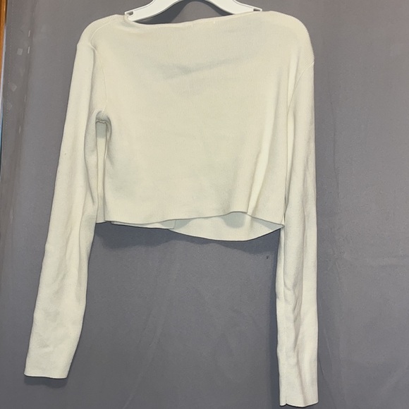 brandy Melville/John Galt white cropped “athelia cropped cardigan” fits S/M - Picture 4 of 4